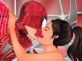 Человек паук целует Мэри Джейн 2